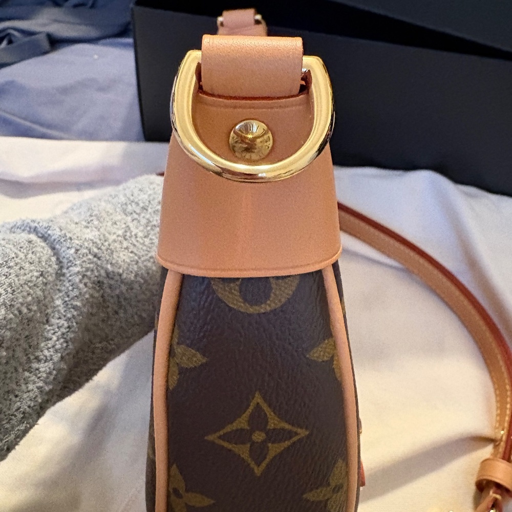 Louis Vuitton Loop bag in monogram NWT - image 4